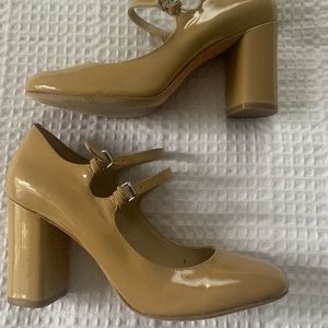 Tan Via Spiga block heels